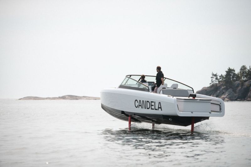 Candela C-8 prototyyppi #2 (2023&ndash;) &ndash; Liitoa s&auml;hk&ouml;ll&auml; ilman aaltoja - Kokeilu - Totalvene.fi