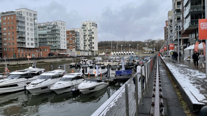 Eriksberg Boatshow 2022 &ndash; Pohjoismainen veneilykausi vaikuttaa r&auml;nt&auml;sateessakin valoisalta - Reportaasi - Totalvene.fi
