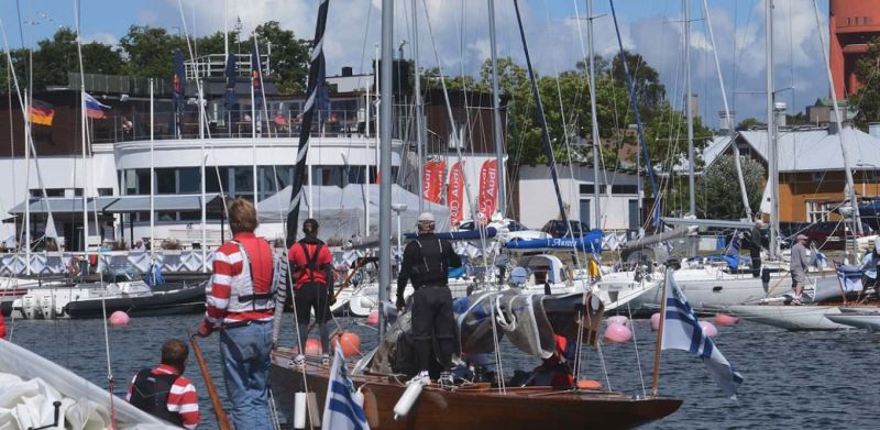 Varustamoyhti&ouml; haluaa l&auml;hesty&auml; huviveneilij&ouml;it&auml; ja kilpapurjehtijoita &ndash; Alfons H&aring;kans perinteikk&auml;&auml;n Hangon Regatan p&auml;&auml;yhteisty&ouml;kumppaniksi  - Uutinen - Totalvene.fi