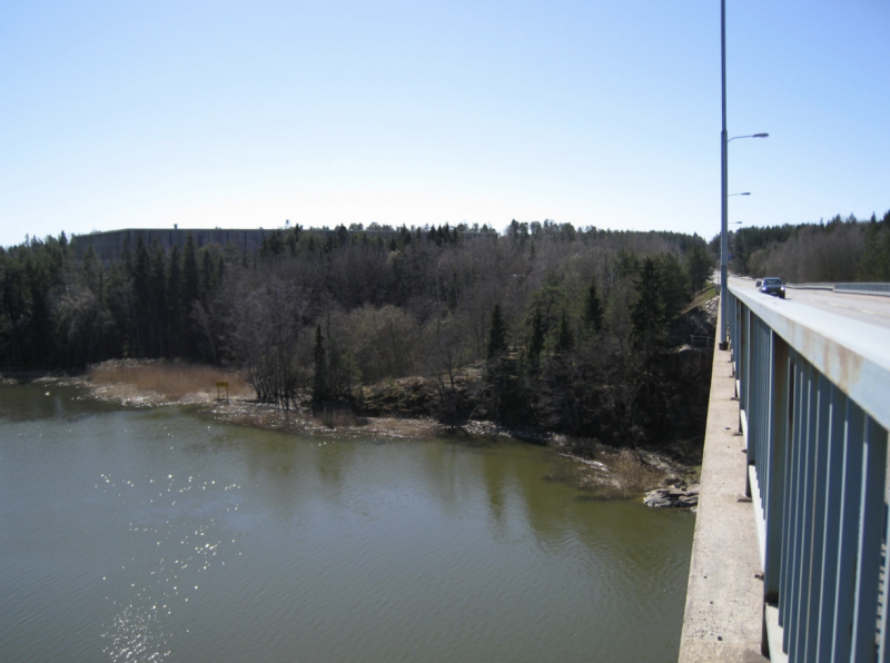 Menehtynyt henkil&ouml; l&ouml;ydettiin vedest&auml; Paraisilla &ndash; Vesiliikennett&auml; rajoitettiin sukellusten ajaksi - Uutinen - Totalvene.fi