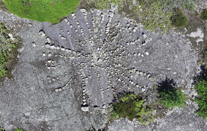 Mets&auml;hallitus inventoi merkitt&auml;vi&auml; arkeologisia kohteita Saaristomerell&auml; &ndash; Bj&ouml;rk&ouml;n vuosisatoja vanha kompassikiveys her&auml;tt&auml;&auml; kysymyksi&auml; - Uutinen - Totalvene.fi