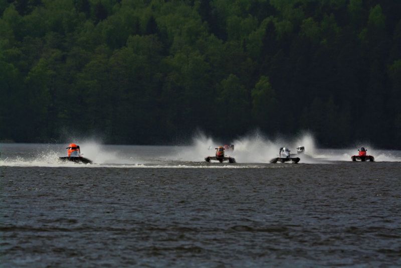 Tiukkaa taistoa Lohjalla &ndash; Tino Lehto F4-luokan avausosakilpailun voittoon - Uutinen - Totalvene.fi