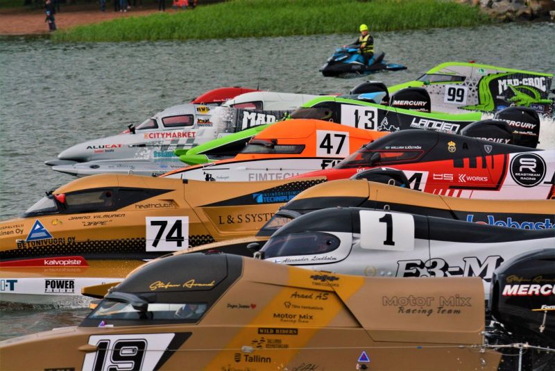 Ratamoottoriveneilyn SM-sarja p&auml;r&auml;ht&auml;&auml; k&auml;yntiin &ndash; Maailman kovimpaan F4-sarjaan luvassa uusi mestari - Uutinen - Totalvene.fi