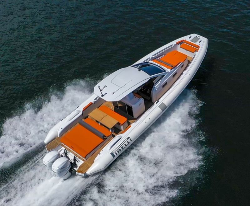 Sacs ja Tecnorib fuusioituvat &ndash; Br&auml;ndit pysyv&auml;t erill&auml;&auml;n - Uutinen - Totalvene.fi