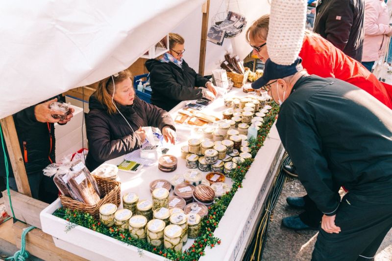 Stadin Silakkamarkkinat saapuu j&auml;lleen Kauppatorille &ndash; Vuoden parhaat tuotteet palkitaan sunnuntaina 2. lokakuuta - Uutinen - Totalvene.fi