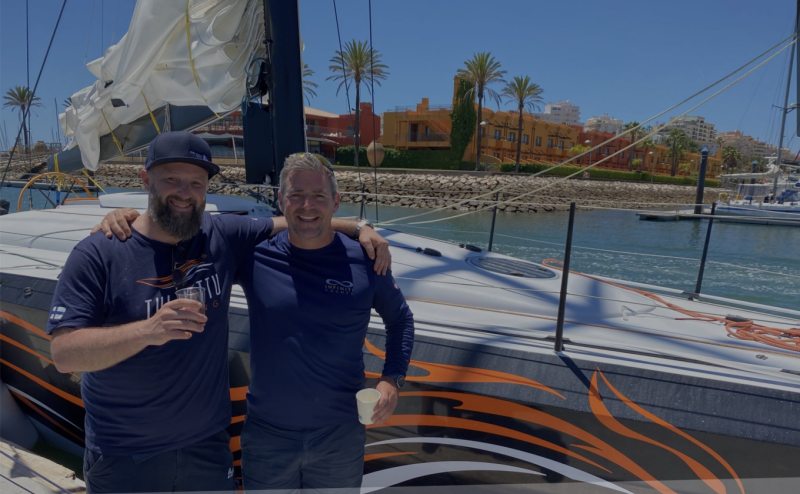 Kadoksissa ollut 52-jalkainen kisapursi Tulikettu l&ouml;ytyi &ndash; Vene saatetaan viel&auml; pysty&auml; korjaamaan kisakuntoon - Uutinen - Totalvene.fi