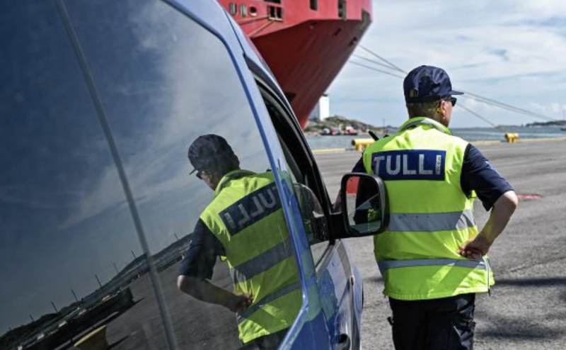 Tulli tiedottaa  - Veneet ja veneilyyn liittyv&auml;t tuotteet pinnalla pakotteiden alaisissa kuljetuksissa - Uutinen - Totalvene.fi