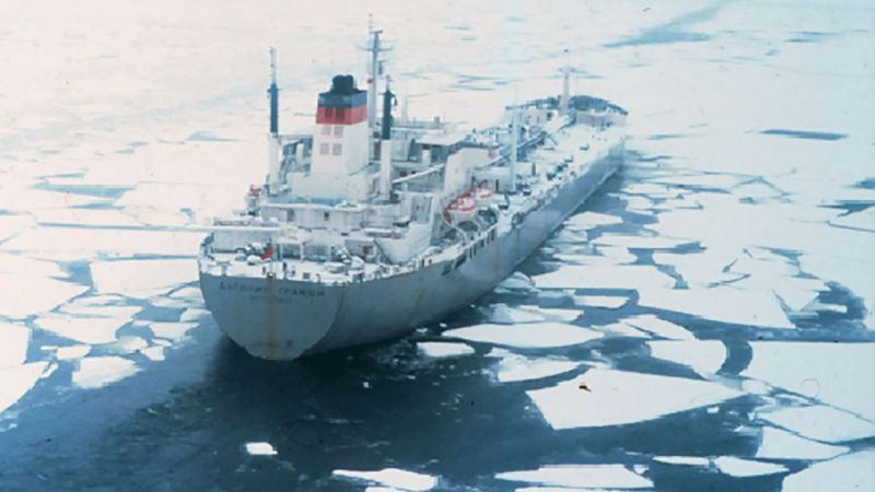 Vellamossa erikoisohjelmaa keskiviikkona 9.3.2022 &ndash; Lumiukko-rock ja mustaa merta - Uutinen - Totalvene.fi