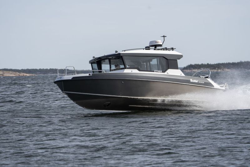 Buster Magnum Cabin (2022&ndash;) &ndash; Mahtihytti - Video - Totalvene.fi