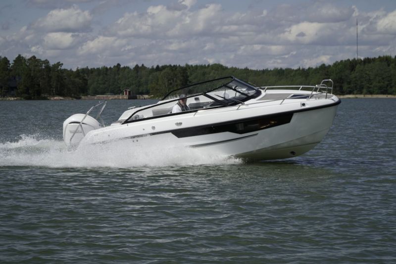 Yamarin 67 Day Cruiser (2022&ndash;) &ndash; V&auml;h&auml;n isommin ja mukavammin - Video - Totalvene.fi