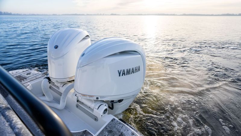Yamaha HelmMaster EX ja 6X9 DBW (2024&ndash;) &ndash; Uudet kahvat ja keulapotkuri mukaan joystickiin - Ensiesittely - Totalvene.fi