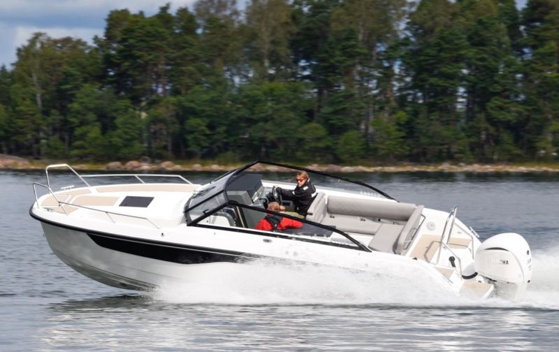 Yamarin 80 Day Cruiser (2024&ndash;) &ndash; Kolmas kerta toden sanoo - Testi - Totalvene.fi