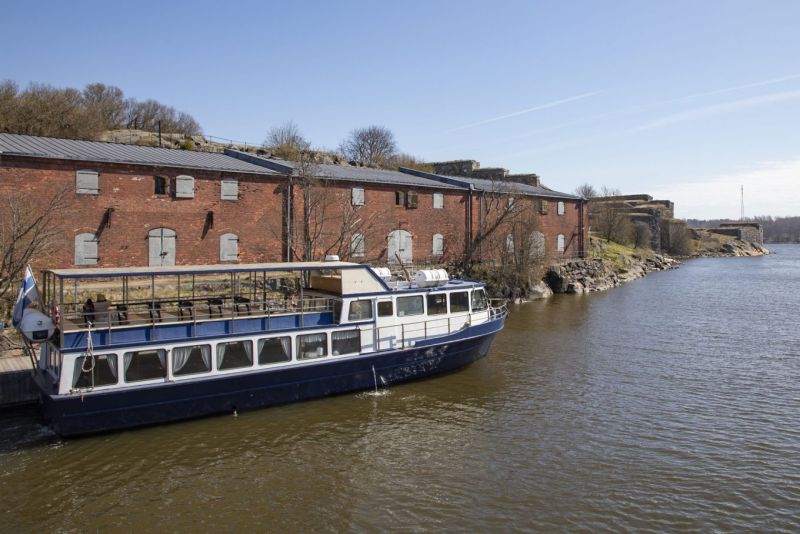 FRS Finland jatkaa Suomenlinnan, Lonnan ja Vallisaaren reittien liikenn&ouml;itsij&auml;n&auml; &ndash; Sopimusta jatkettu kahdella vuodella - Uutinen - Totalvene.fi