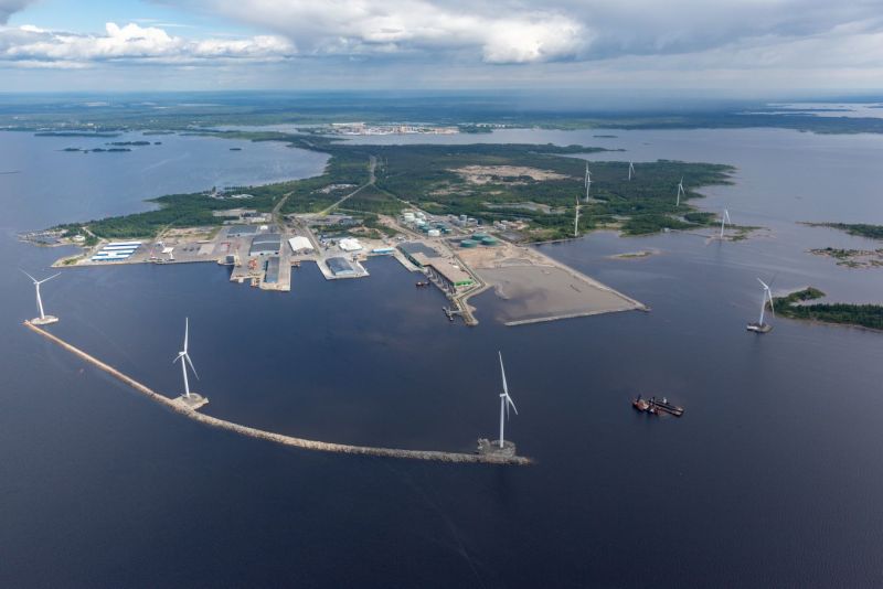 Ajoksen meriv&auml;yl&auml;n syvent&auml;mis- ja Kemin sataman laajennushankkeet valmistuivat  &ndash; Aiempaa suurempien alusten vierailu Kemin satamassa on nyt mahdollista - Uutinen - Totalvene.fi