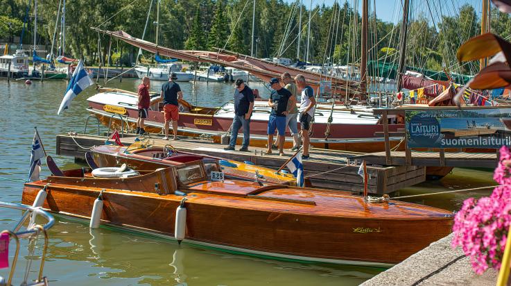 Puuveneharrastajat kokoontuvat Uudessakaupungissa &ndash; Puupaatei Pakkahuoneel - Satamat - Totalvene.fi