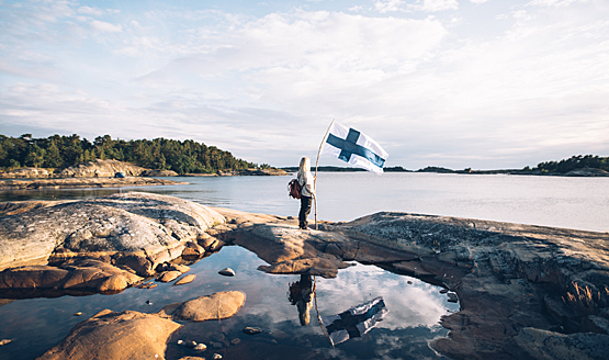 &ldquo;T&auml;m&auml; upea luonto ymp&auml;rill&auml;mme ei ole itsest&auml;&auml;nselvyys&rdquo; &ndash; T&auml;n&auml;&auml;n liputetaan Suomen luonnon kunniaksi - Uutinen - Totalvene.fi