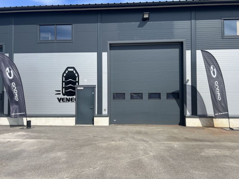 Avajaiset ja &Auml;itien venep&auml;iv&auml; Sipoossa lauantaina 13.5.2023 &ndash; Grand-veneiden j&auml;lleenmyyj&auml; avaa Sipooseen showroomin - Uutinen - Totalvene.fi