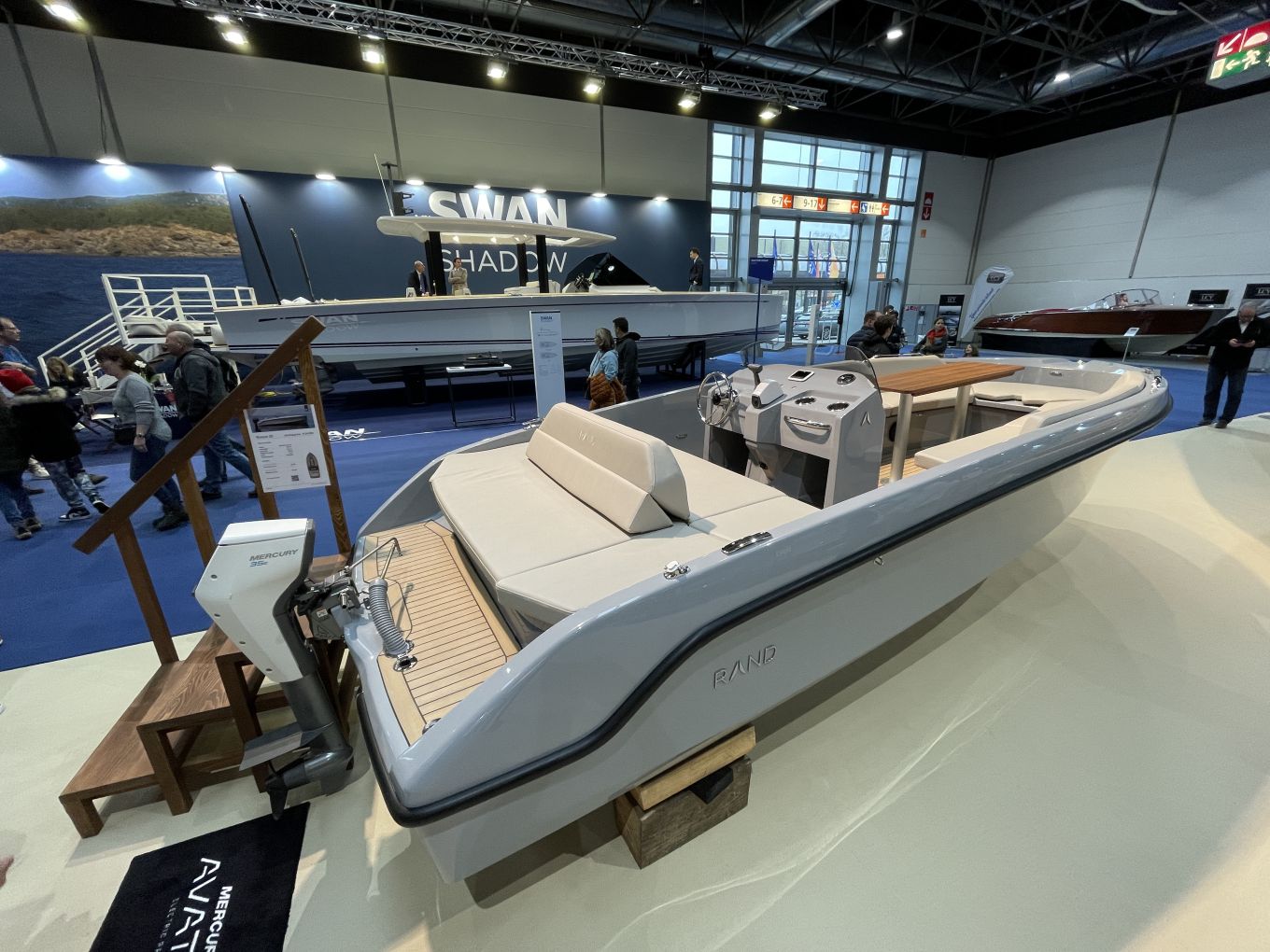 Boot Düsseldorf 2023: Rand Breeze 20 – Sulavasti sähköllä, video ...