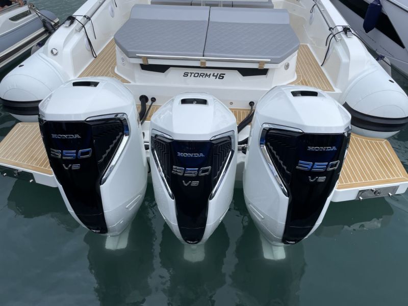 Honda BF350 V8 (2024&ndash;) &ndash; Hondan per&auml;moottorimallistolle uusi lippulaiva - Video - Totalvene.fi