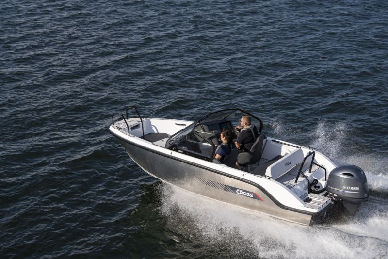 Cross 55 BR (2025&ndash;) &ndash; Crossin uusi ilme - Ensiesittely - Totalvene.fi