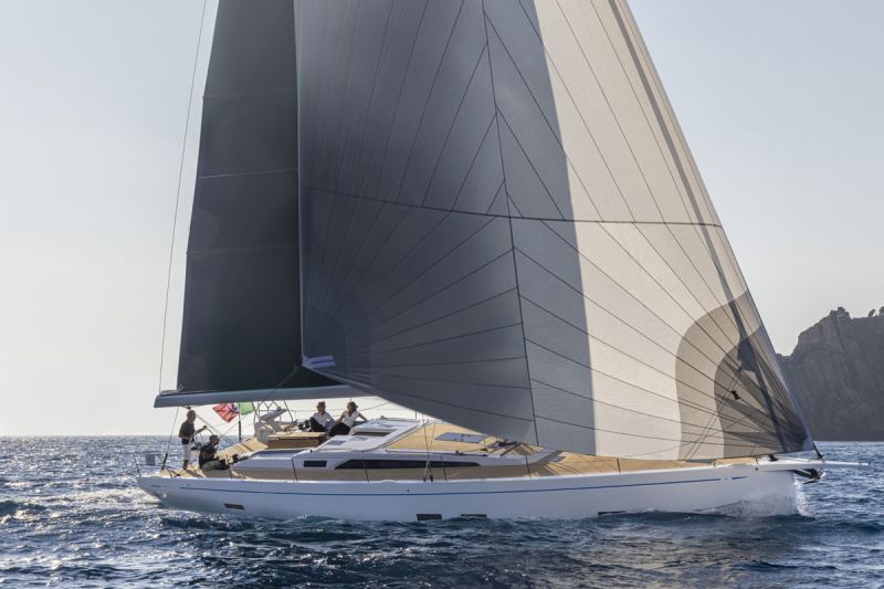 Grand Soleil 52 Performance (2025&ndash;) &ndash; V&auml;limerellist&auml; vauhtia - Ensiesittely - Totalvene.fi