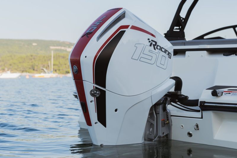 Mercury Racing 150R/200R (2025&ndash;) &ndash; V&auml;&auml;nt&ouml;&auml; ja V6:n hienouksia - Ensiesittely - Totalvene.fi