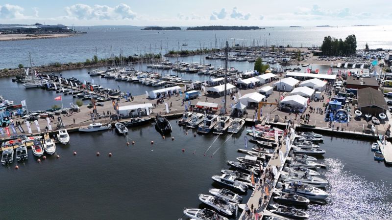 Uiva Flytande 2024 &ndash; My&ouml;nteisi&auml; signaaleja Uivasta venen&auml;yttelyst&auml; - Reportaasi - Totalvene.fi