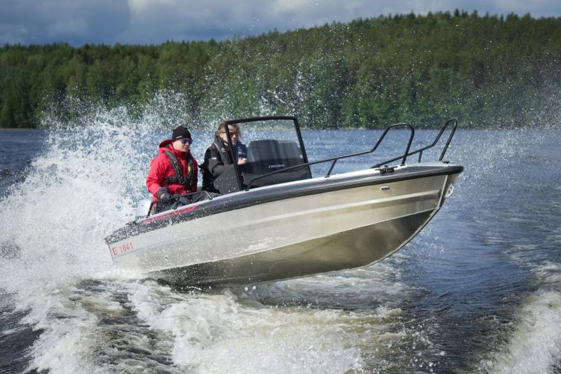 Laaja valikoima uutuusmalleja &ndash; Vuosaaressa tarjolla veneiden koeajoja moneen makuun - Uutinen - Totalvene.fi