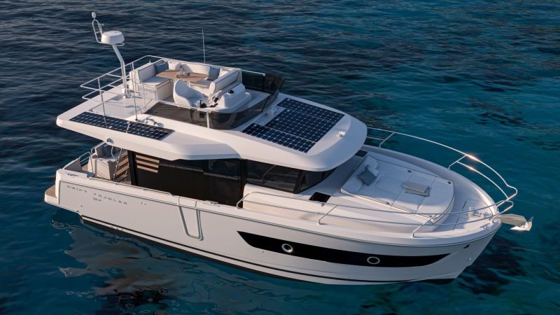 Beneteau Swift Trawler 37 Sedan & Flybridge (2026&ndash;) &ndash; Mukavaan matkaveneilyyn - Ensiesittely - Totalvene.fi