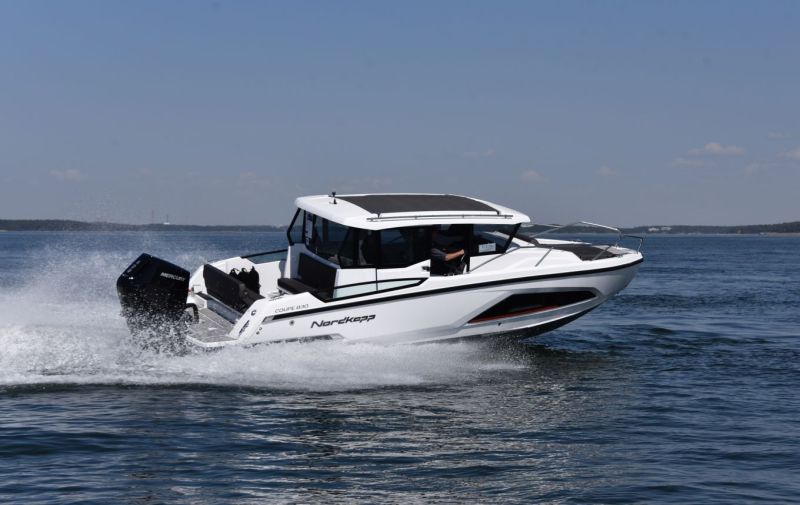 Nordkapp Coupe 830 (2024&ndash;) &ndash; Mukavaa menevyytt&auml; - Kokeilu - Totalvene.fi