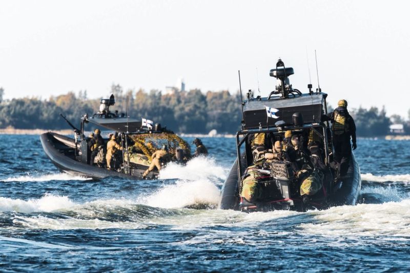 Erikoisjoukot merell&auml;  &ndash; Utin j&auml;&auml;k&auml;rirykmentti harjoittelee Uudenmaan saaristossa - Uutinen - Totalvene.fi