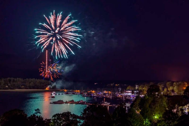 Muinaistulien y&ouml;n viikonloppu, Naantali 29.&ndash;30.8.2025 &ndash; Huippuartistit kapuavat lavalle Naantalissa - Uutinen - Totalvene.fi