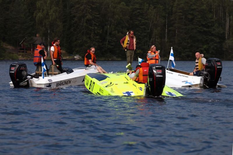 Kilpailu p&auml;&auml;ttyi tragediaan Ruotsissa  &ndash; Suomalaismies kuoli offshore-kisassa  - Uutinen - Totalvene.fi