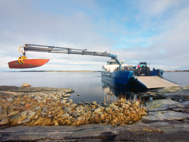 Romuveneit&auml; ker&auml;t&auml;&auml;n j&auml;lleen pois saaristosta &ndash; Kimppaker&auml;yksell&auml; syntyy s&auml;&auml;st&ouml;&auml;, ja ymp&auml;rist&ouml;kin kiitt&auml;&auml; - Uutinen - Totalvene.fi
