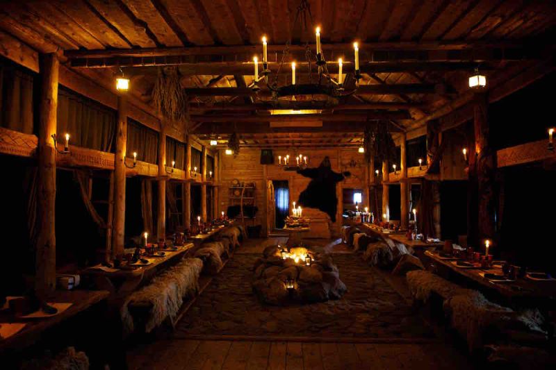 Muinaistulien y&ouml;, Rosalan viikinkikyl&auml; 30.8.2025 &ndash; Muinaistulien y&ouml; viikinkikyl&auml;ss&auml; - Uutinen - Totalvene.fi