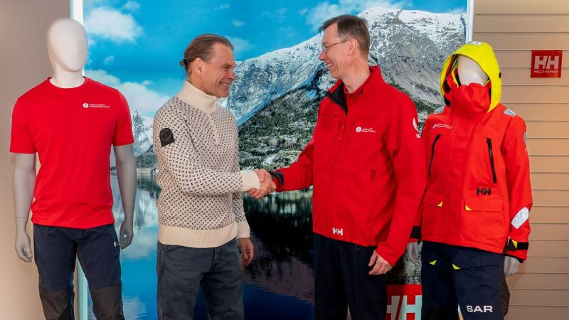 Suomen Meripelastusseura ja Helly Hansen yhteisty&ouml;h&ouml;n &ndash; Vapaaehtoiset meripelastajat pukevat Helly Hansenit p&auml;&auml;lle - Uutinen - Totalvene.fi