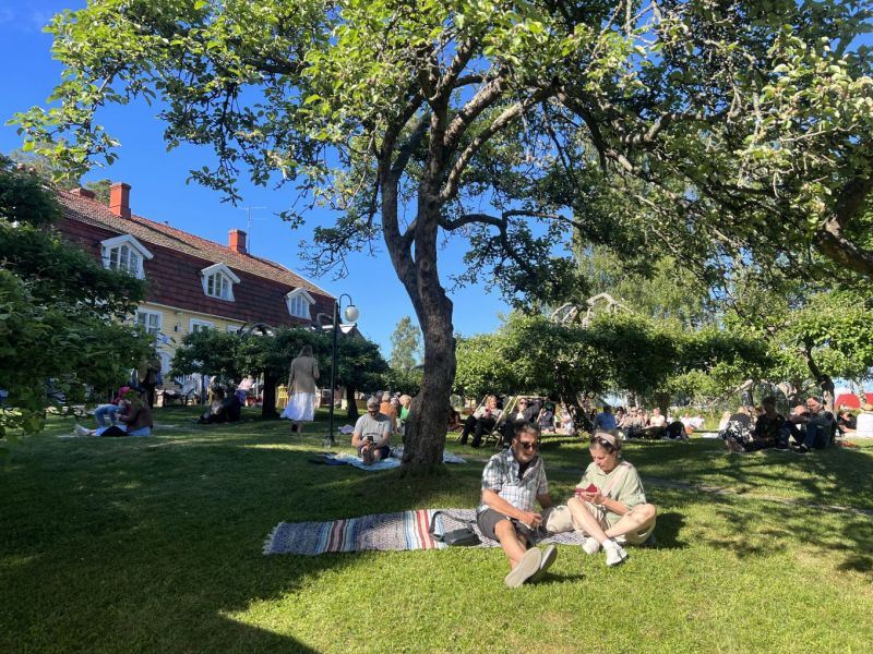 Taste of Archipelago Naantalissa 14.6.2025 &ndash; Teresa V&auml;lim&auml;ki juontaa Naantalin maukkaimmat festarit - Satamat - Totalvene.fi