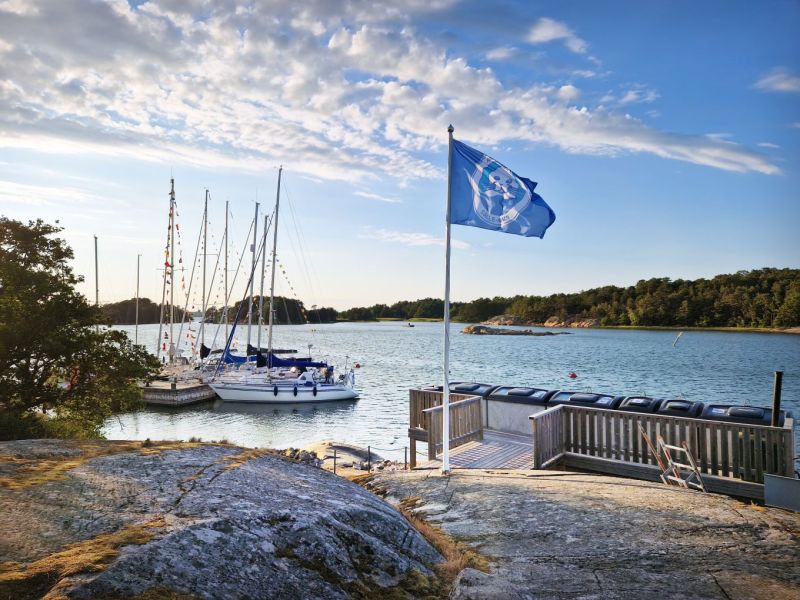 Uusi kampanja haastaa ymp&auml;rist&ouml;yst&auml;v&auml;llisemp&auml;&auml;n veneilyyn &ndash; Ymp&auml;rist&ouml;yst&auml;v&auml;llinen reitti alkaa satamasta - Uutinen - Totalvene.fi