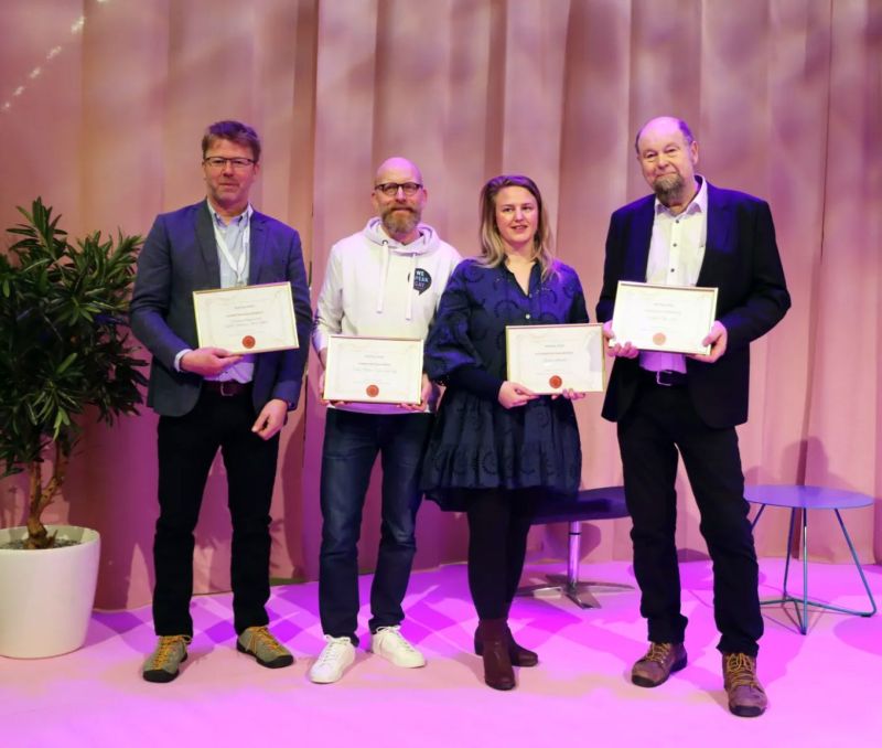 Stensk&auml;rin yritt&auml;j&auml;pariskunta on vuoden matkailuhenkil&ouml; &ndash;  Matkailualan toimijat palkittiin - Uutinen - Totalvene.fi