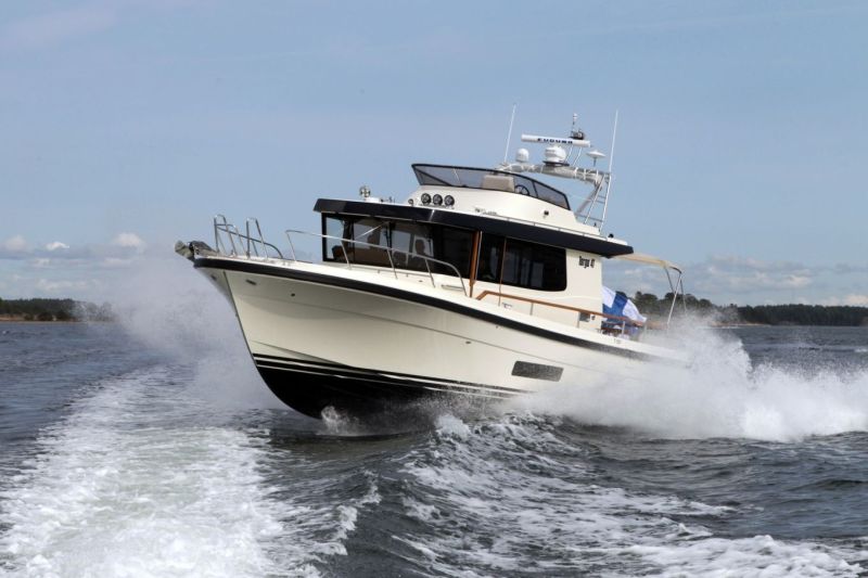 Targa 41 (2024&ndash;)  &ndash; Hienoa hienos&auml;&auml;t&ouml;&auml; - Toimitus suosittelee - Totalvene.fi