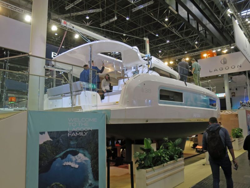 Boot 2026: Excess 13 ja Lagoon 380 &ndash; Kiinnostavat katamaraanit - Reportaasi - Totalvene.fi