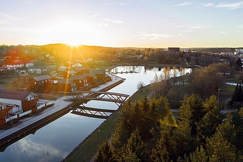 Paraisten vierassataman uudistaminen etenee vaiheittain &ndash; Uudet ponttoonit k&auml;ytt&ouml;&ouml;n kev&auml;&auml;ll&auml; 2027 - Uutinen - Totalvene.fi