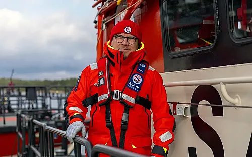 T&auml;n&auml;&auml;n vietet&auml;&auml;n Pelastusliivip&auml;iv&auml;&auml; &ndash; Pelastusliivit ovat t&auml;rke&auml; osa turvallista veneily&auml; - Uutinen - Totalvene.fi