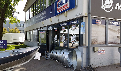 Veneilij&auml;n Verkkokauppa sulki Lauttasaaren myym&auml;l&auml;ns&auml; &ndash; Venetarvikkeiden kivijalkakauppojen m&auml;&auml;r&auml; v&auml;henee yhdell&auml; - Uutinen - Totalvene.fi