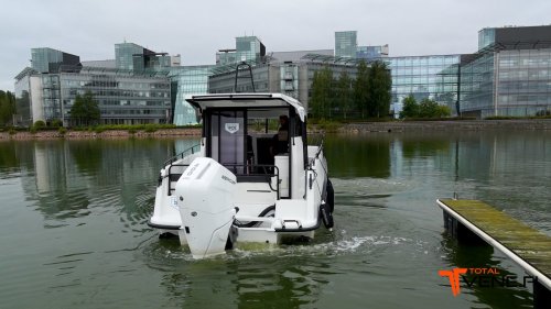 Koeajo: Mercury yhden moottorin joystick-ohjaus &ndash; Tilanteet haltuun - Video - Totalvene.fi